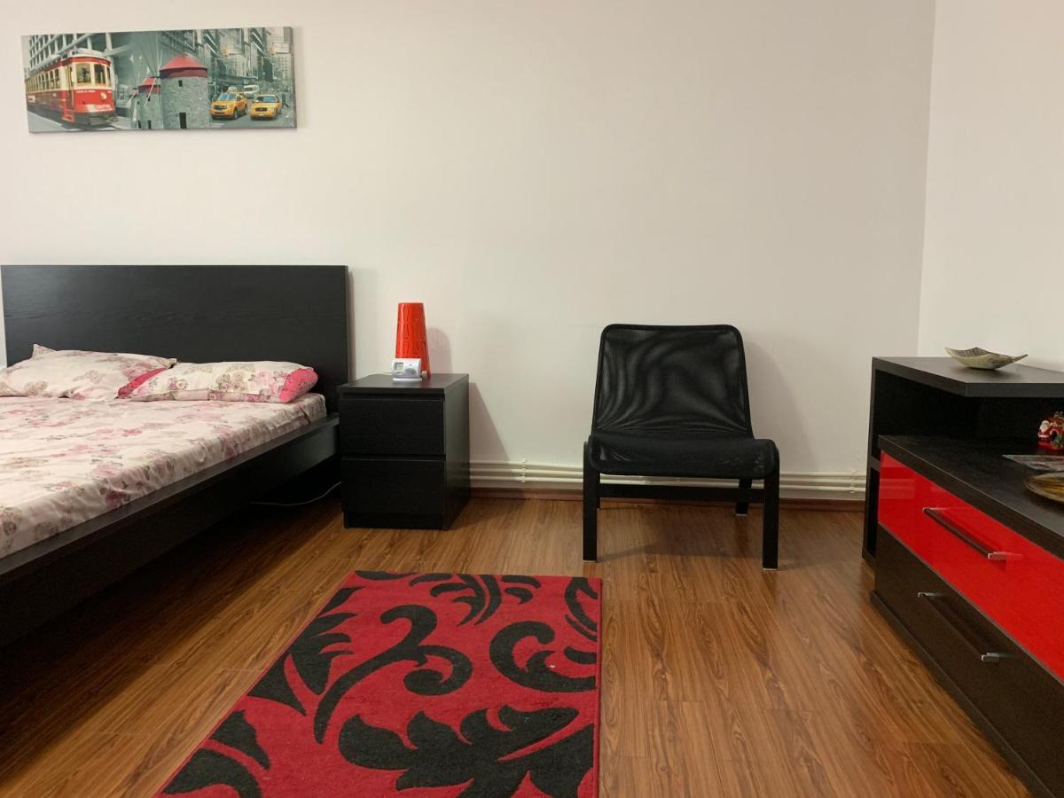 Center Apartment Galaţi Εξωτερικό φωτογραφία