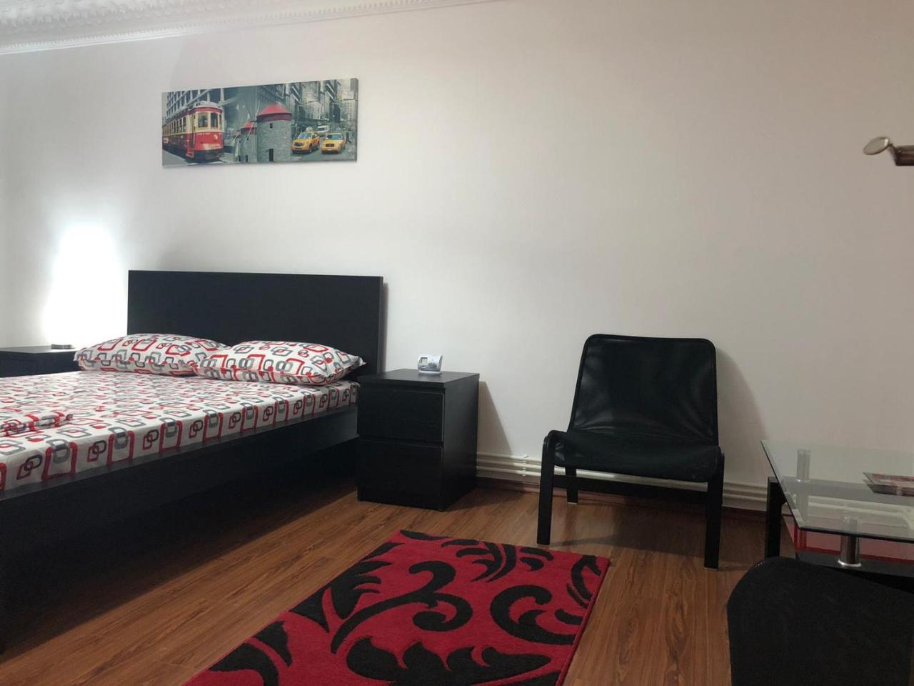 Center Apartment Galaţi Εξωτερικό φωτογραφία